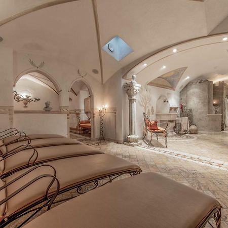 Hotel Al Sonnenhof Сан-Виджилио-ди-Мареббе Экстерьер фото