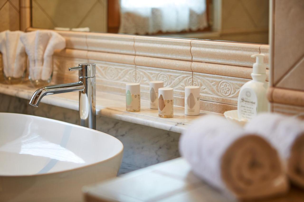 Hotel Al Sonnenhof Сан-Виджилио-ди-Мареббе Экстерьер фото