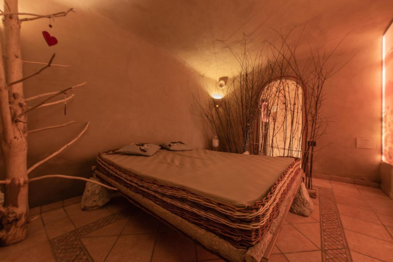 Hotel Al Sonnenhof Сан-Виджилио-ди-Мареббе Экстерьер фото