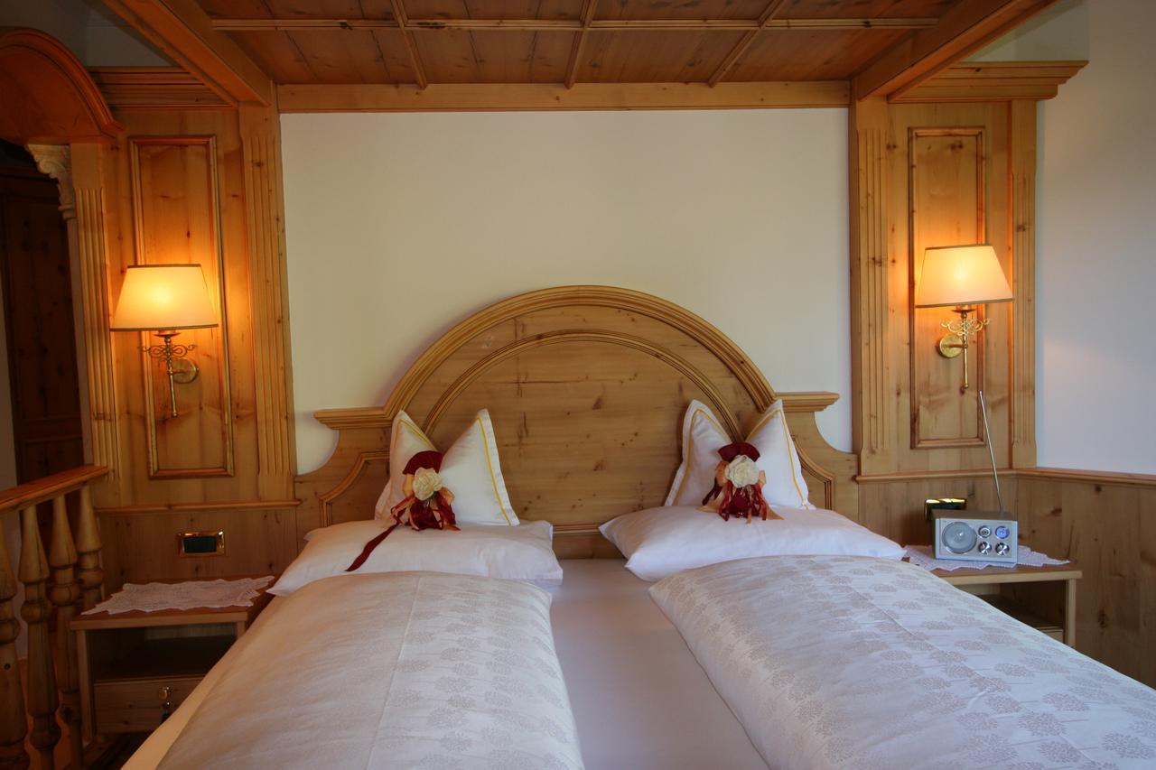 Hotel Al Sonnenhof Сан-Виджилио-ди-Мареббе Экстерьер фото