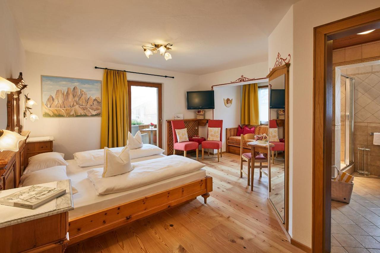 Hotel Al Sonnenhof Сан-Виджилио-ди-Мареббе Экстерьер фото